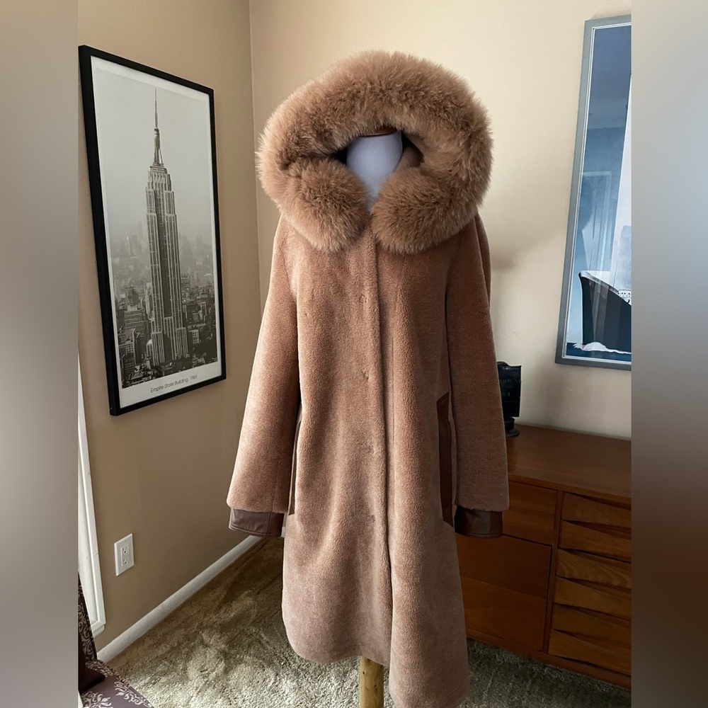 Sheepskin coat with fox fur trim hood - size L